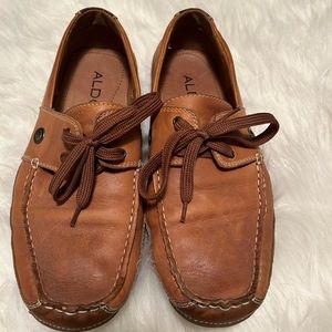 Men’s Aldo Leather Dressy loafers.